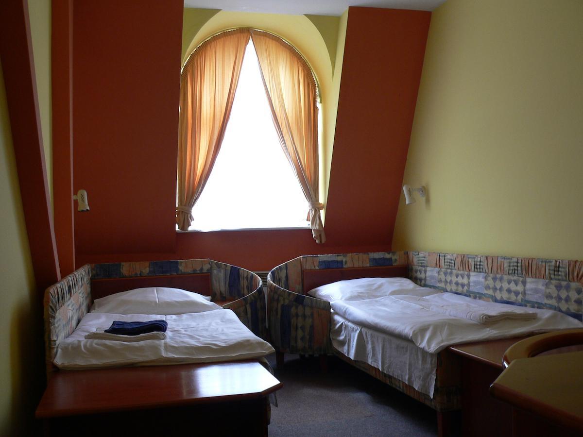 Hotel Armales Stakcin الغرفة الصورة